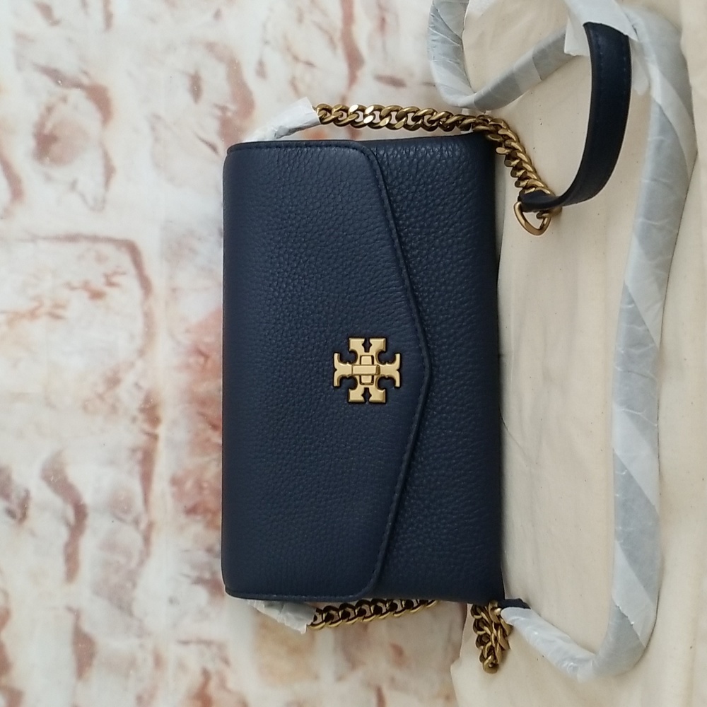 New Tory Burch Kira Leather Wallet-On-Chain